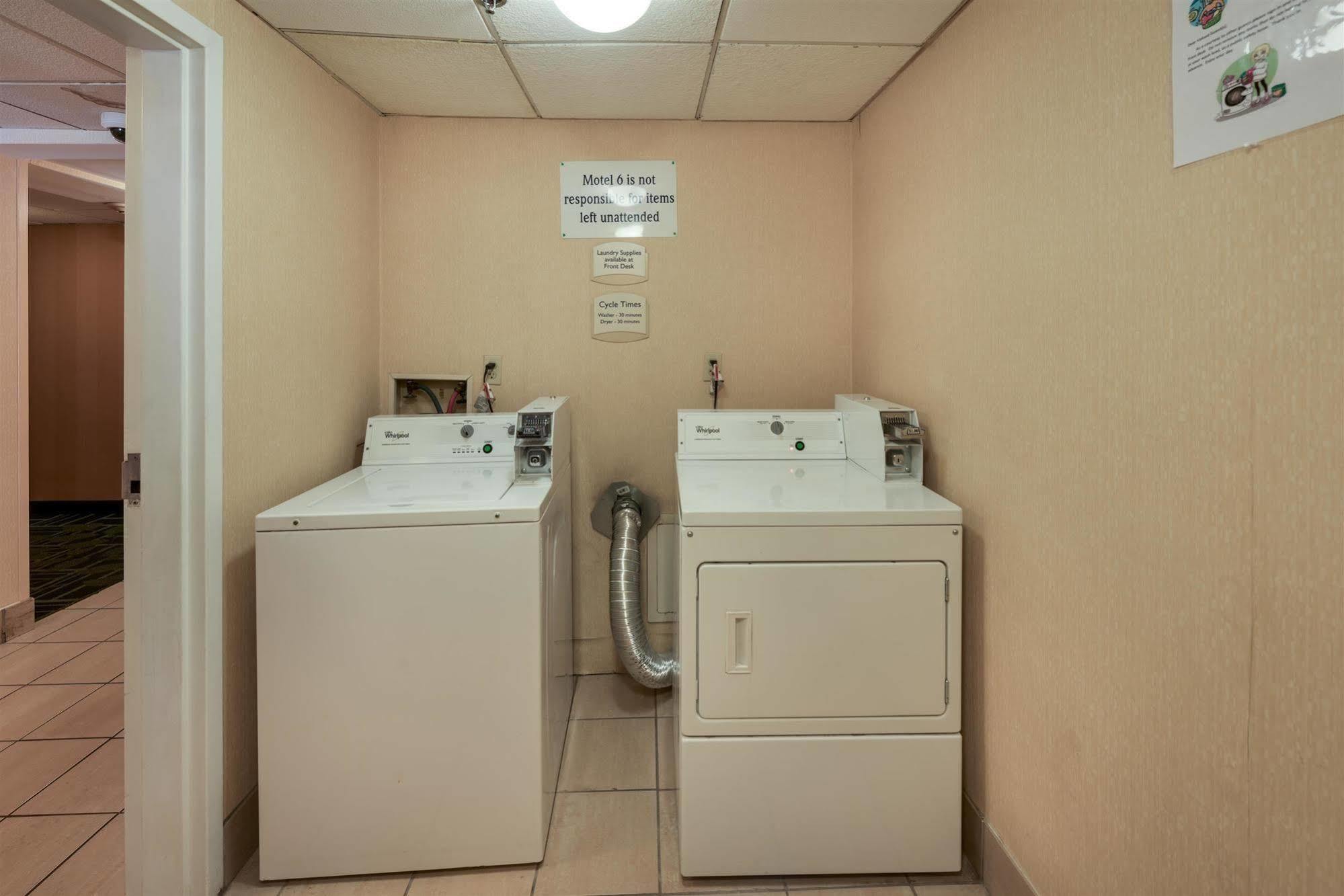 Motel 6-Milford, Ct Ngoại thất bức ảnh